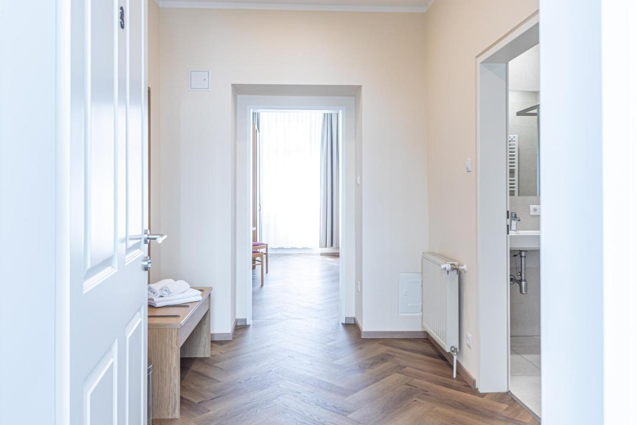 Hotel-pension Fuenfhaus 3* Wenen