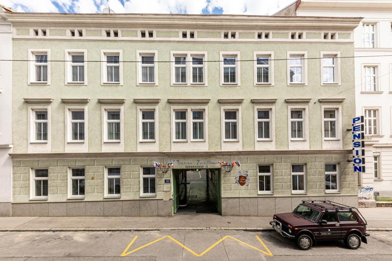 Hotel-pension Fuenfhaus Gasthuis 3*