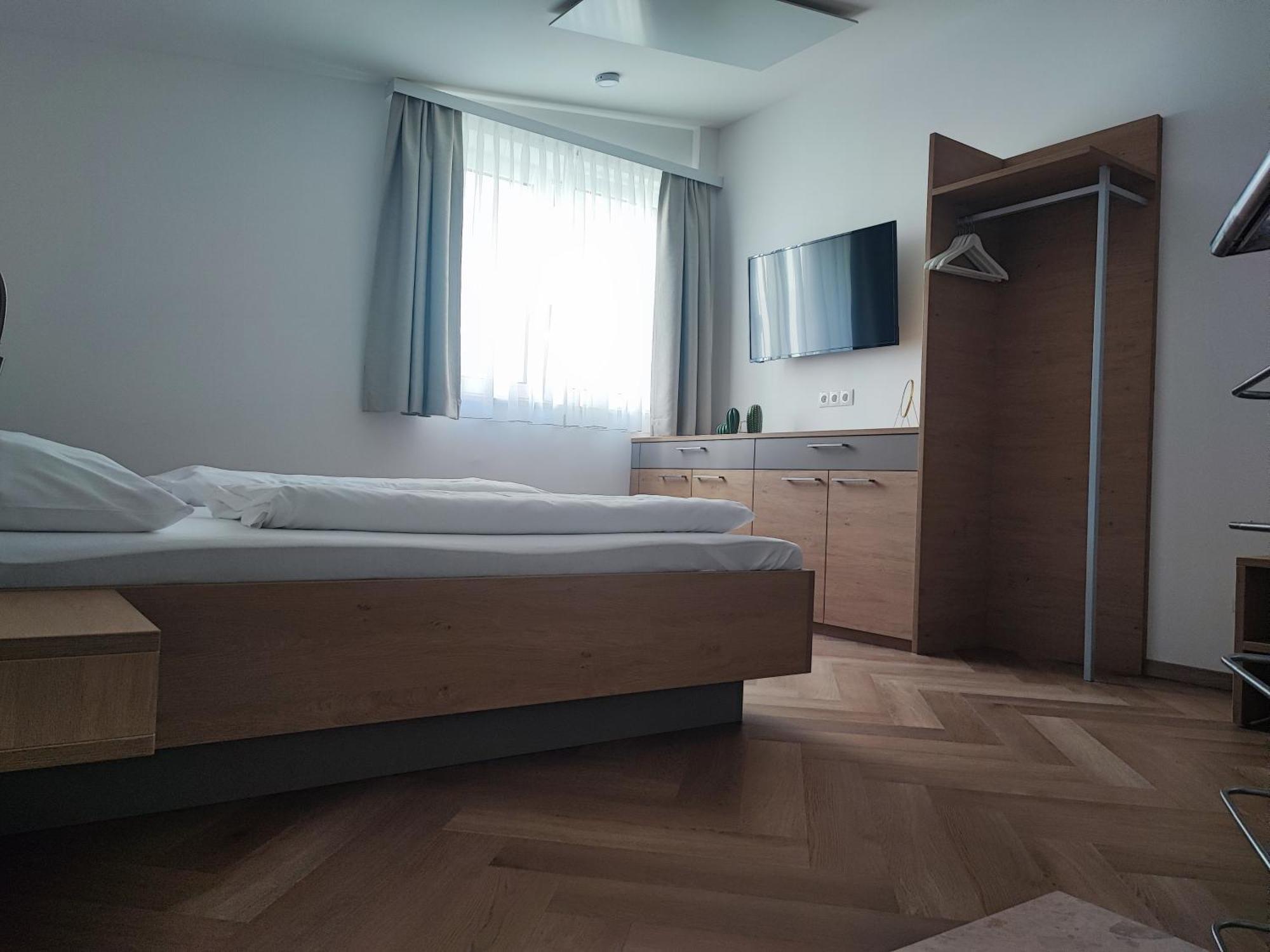 Hotel-pension Fuenfhaus Gasthuis Wenen