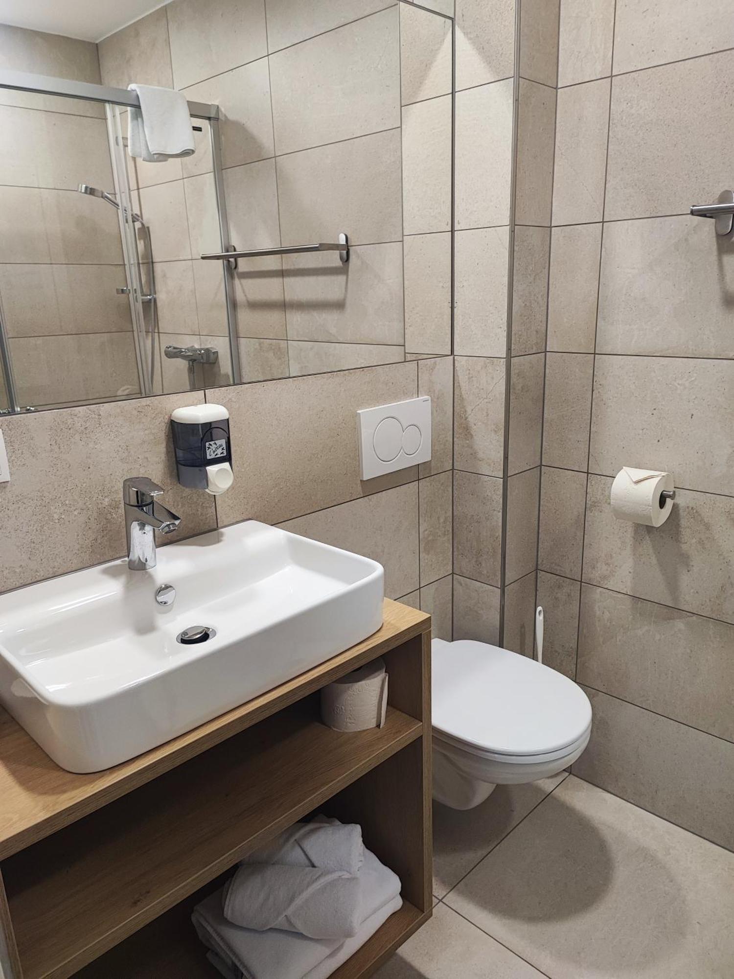 Hotel-pension Fuenfhaus Gasthuis Wenen