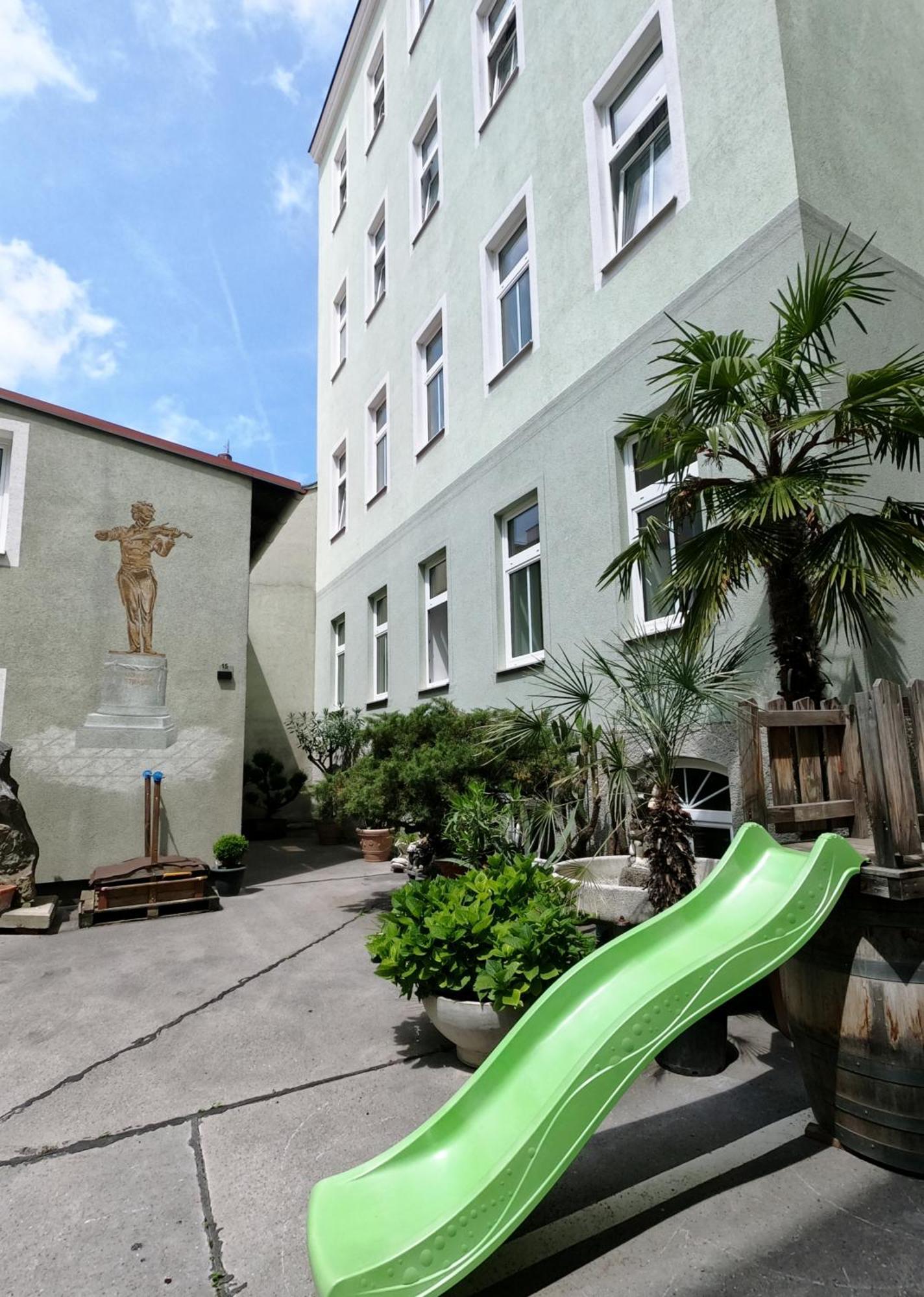 Hotel-pension Fuenfhaus Pensjonat Wiedeń